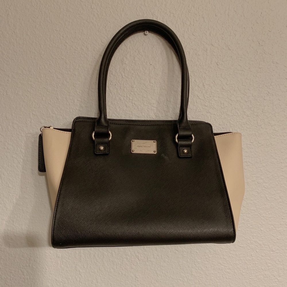 ◽️ Nine West Purse ◽️